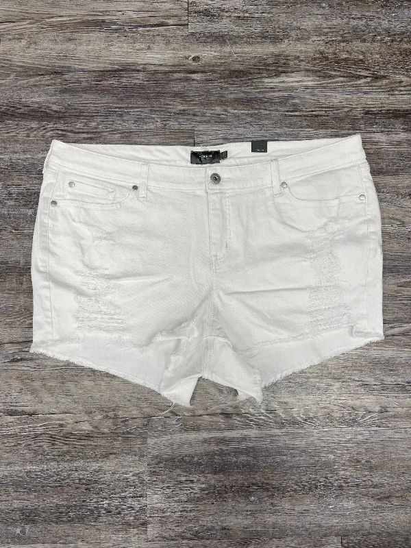 Shorts By Torrid Size: 22